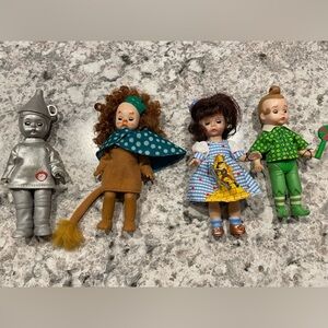 Wizard of Oz McDonald’s Madame Alexander toys/ doll set of 4